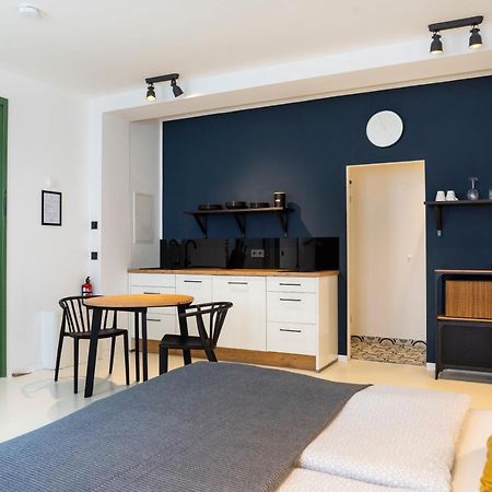 Modernes Studio Im Herzen Pirnas Apartment Bagian luar foto